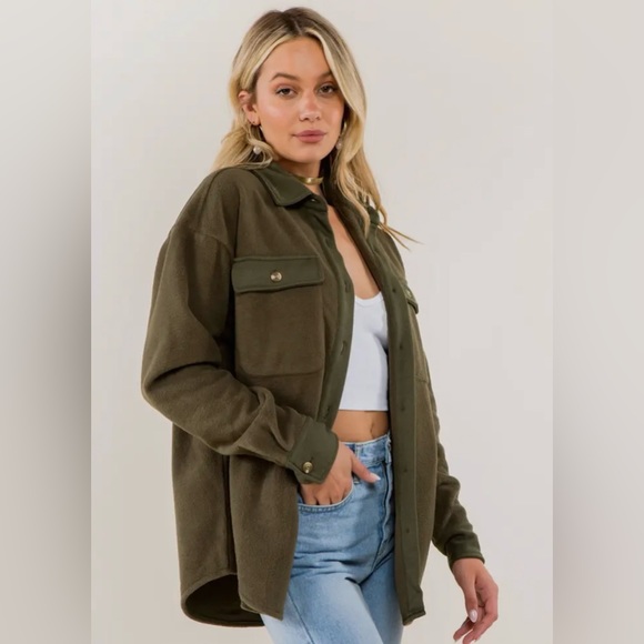 Olive green shacket by whiteroom + cactus - Picture 1 of 3